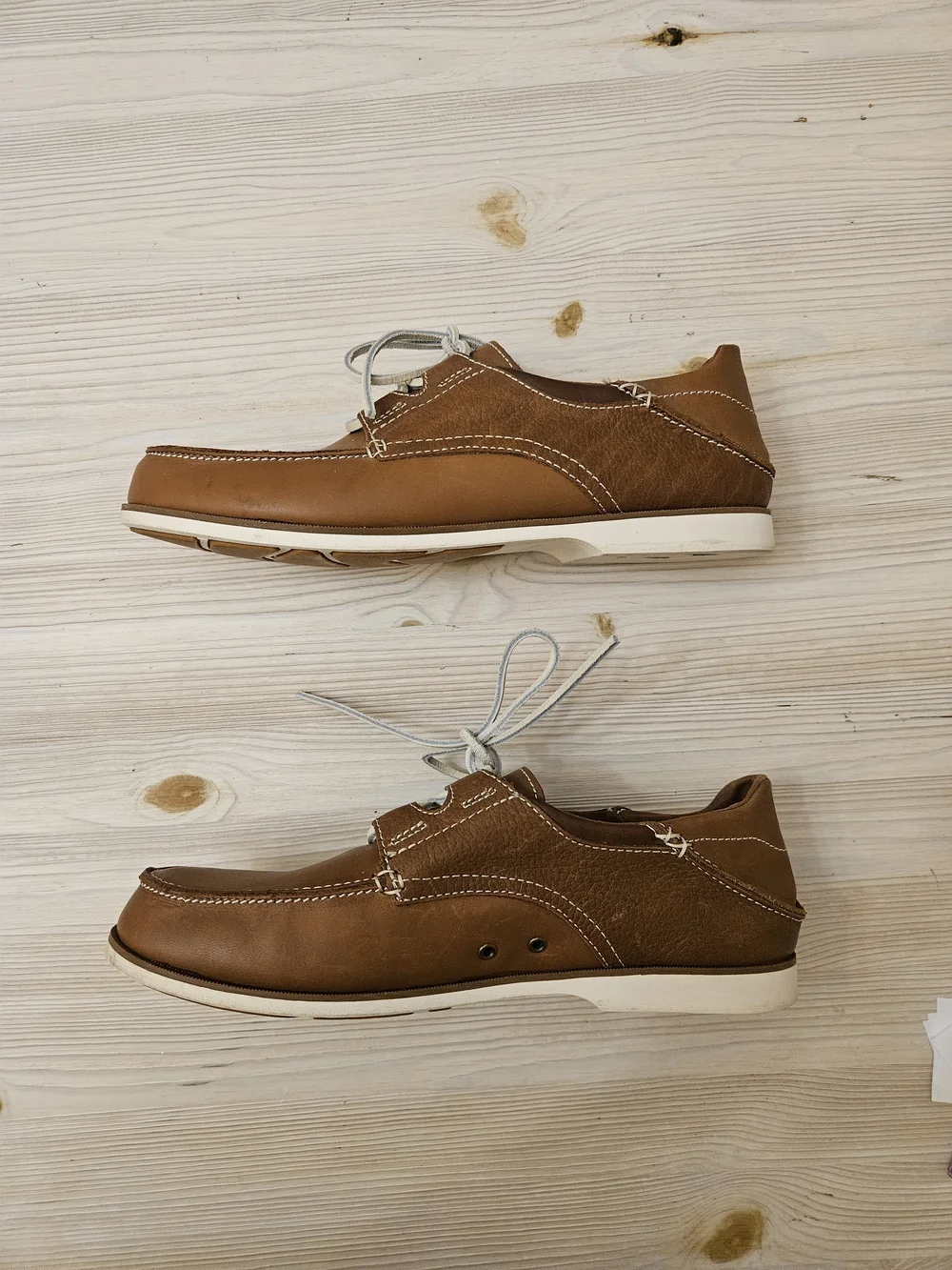OluKai Men's Chestnut Brown Leather Boat Shoes
